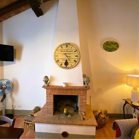 Villa Kima Tartufo Toscella Eksteriør billede